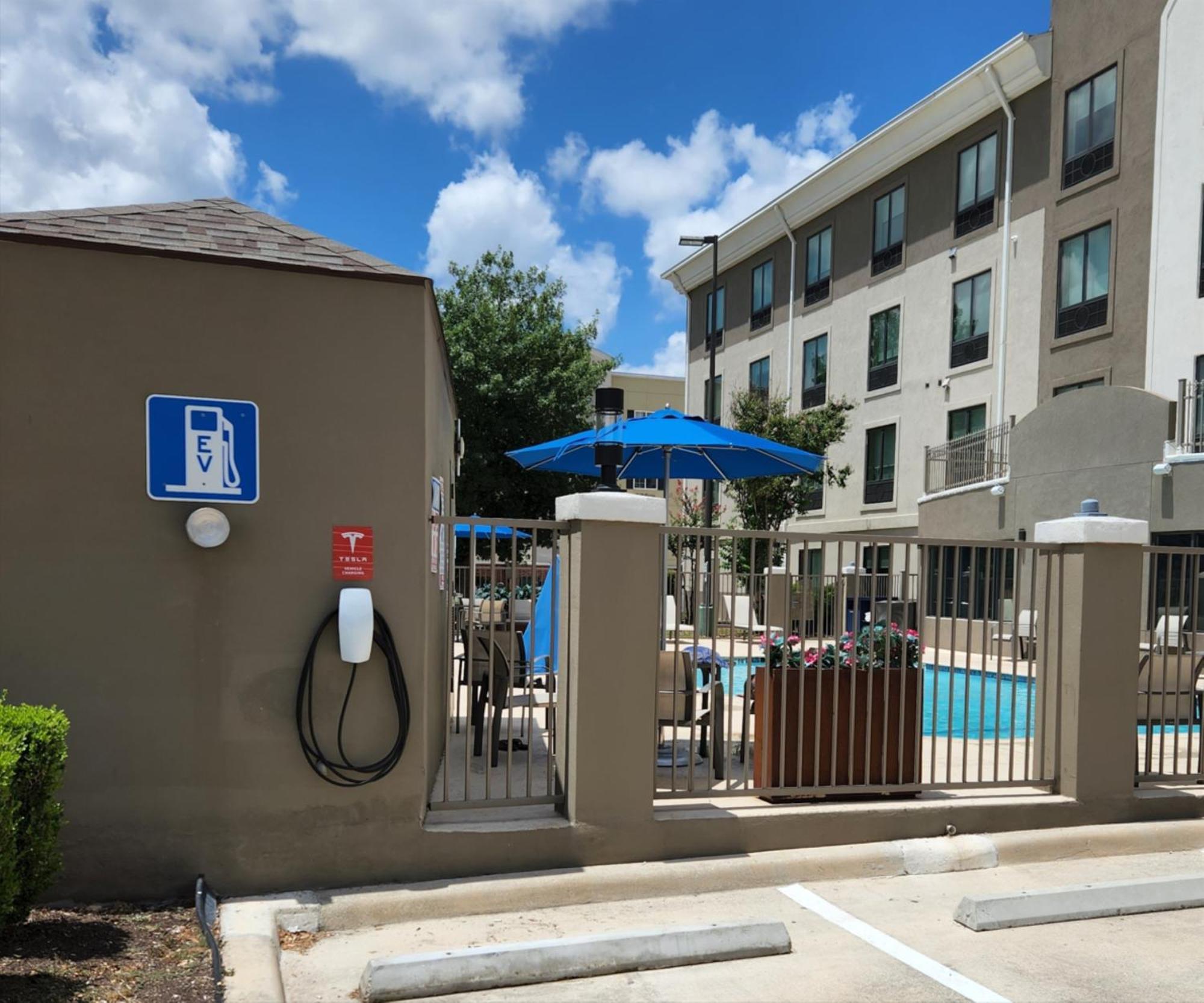 Holiday Inn Express & Suites San Antonio Nw Near Seaworld By Ihg Dış mekan fotoğraf